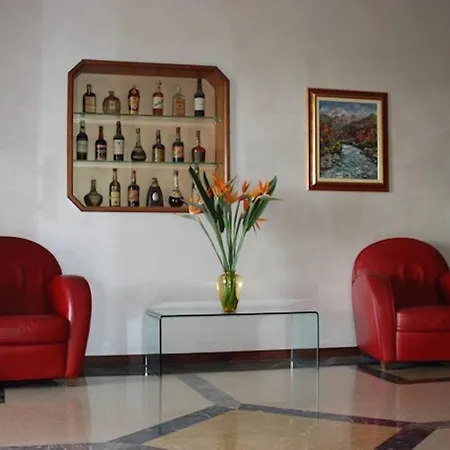 Napoleon Hotell 3*