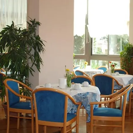 拿破仑酒店 圣雷默