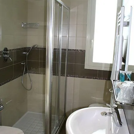 拿破仑酒店 酒店 圣雷默